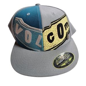 Volcom 210 Fitted By Flexfit Men's Baseball Cap Wool Blend 7 1/4-7 5/8